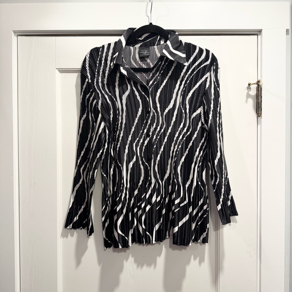 VTG 90s‎ Y2K Magic Scarf Mini Accordion Pleats Black White Bell Sleeve Vintage